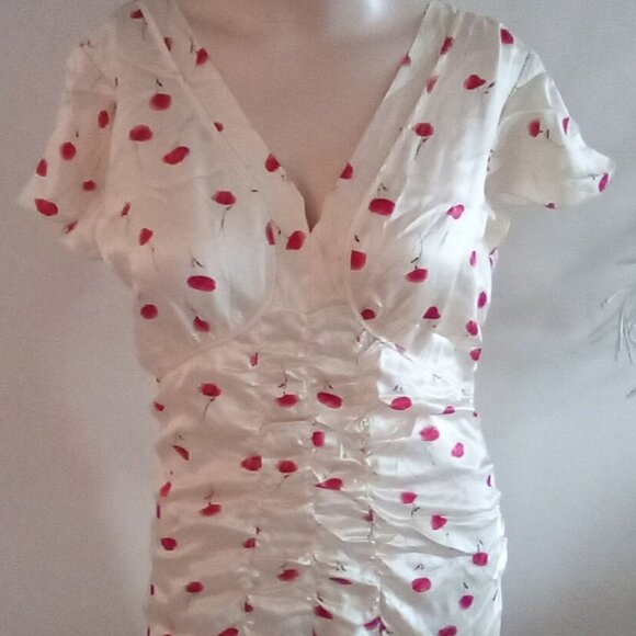 Silk Charmeuse Cherry Print Ruched Dress Size M - Picture 3 of 11